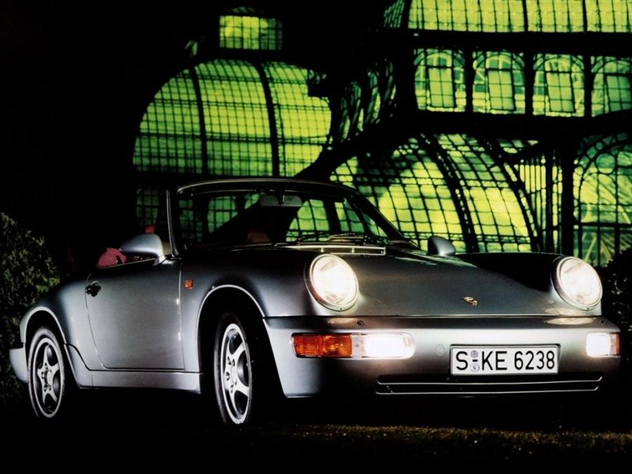 Porsche 911 Carrera 4 Cabriolet '1989